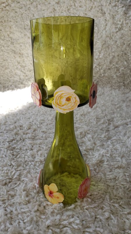 Bouteille aux fleurs – création faite main, Fleur et Chuchotement