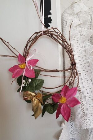 Couronne tout simplement – création faite main, Fleur et Chuchotement