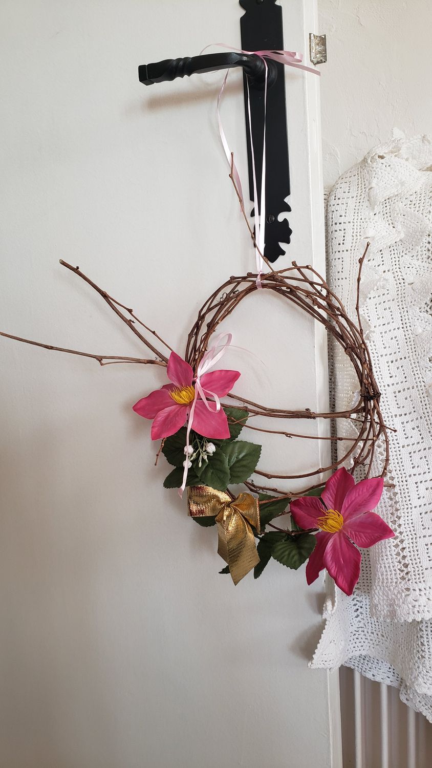 Couronne tout simplement – vue 2 – création faite main, Fleur et Chuchotement