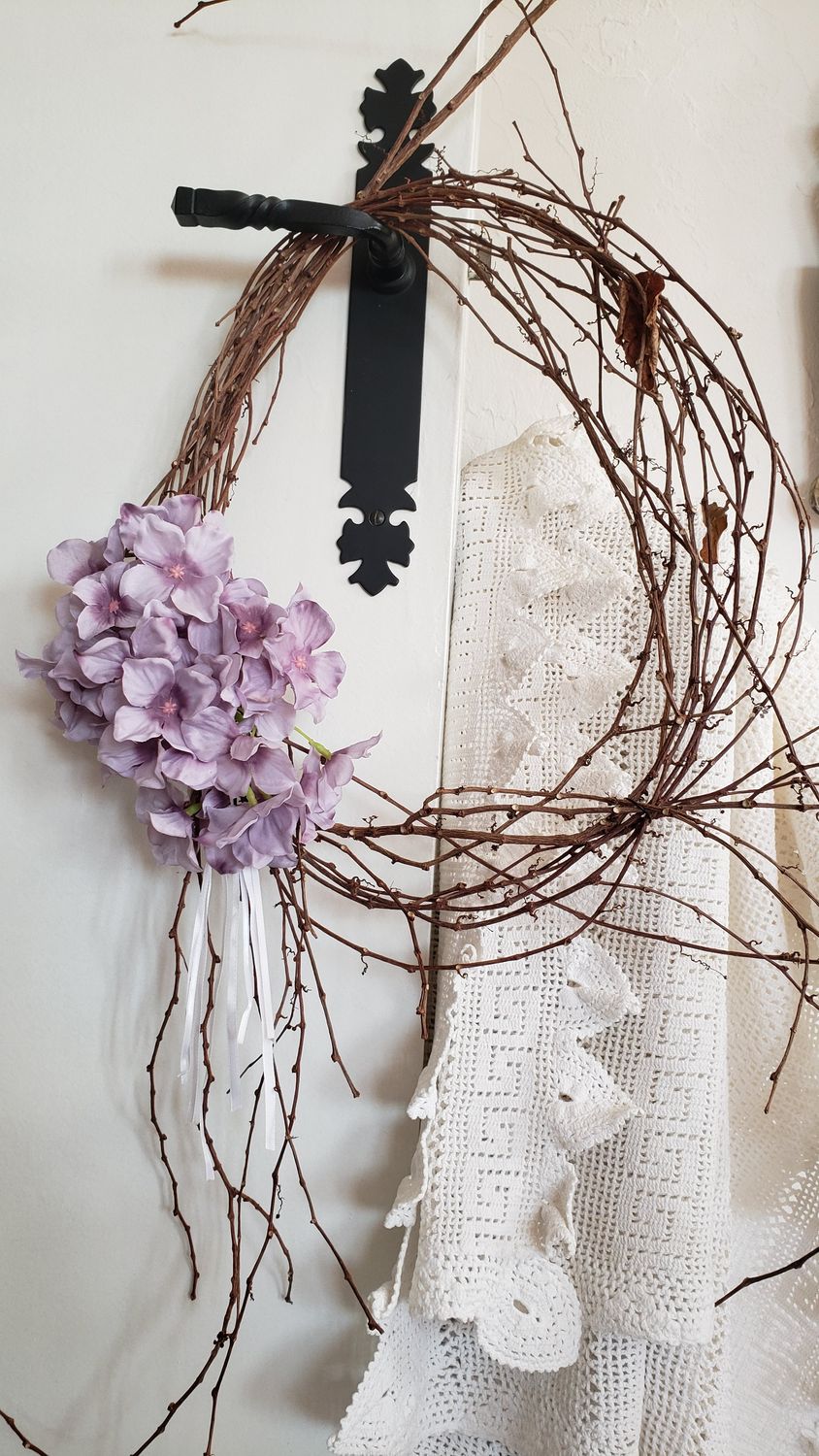 Couronne simplicite couleur lavande – vue 2 – création faite main, Fleur et Chuchotement