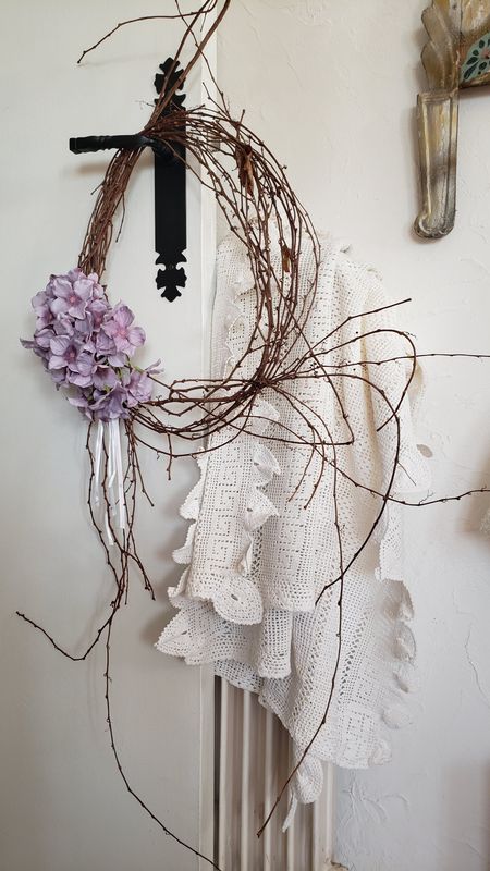 Couronne simplicite couleur lavande – création faite main, Fleur et Chuchotement