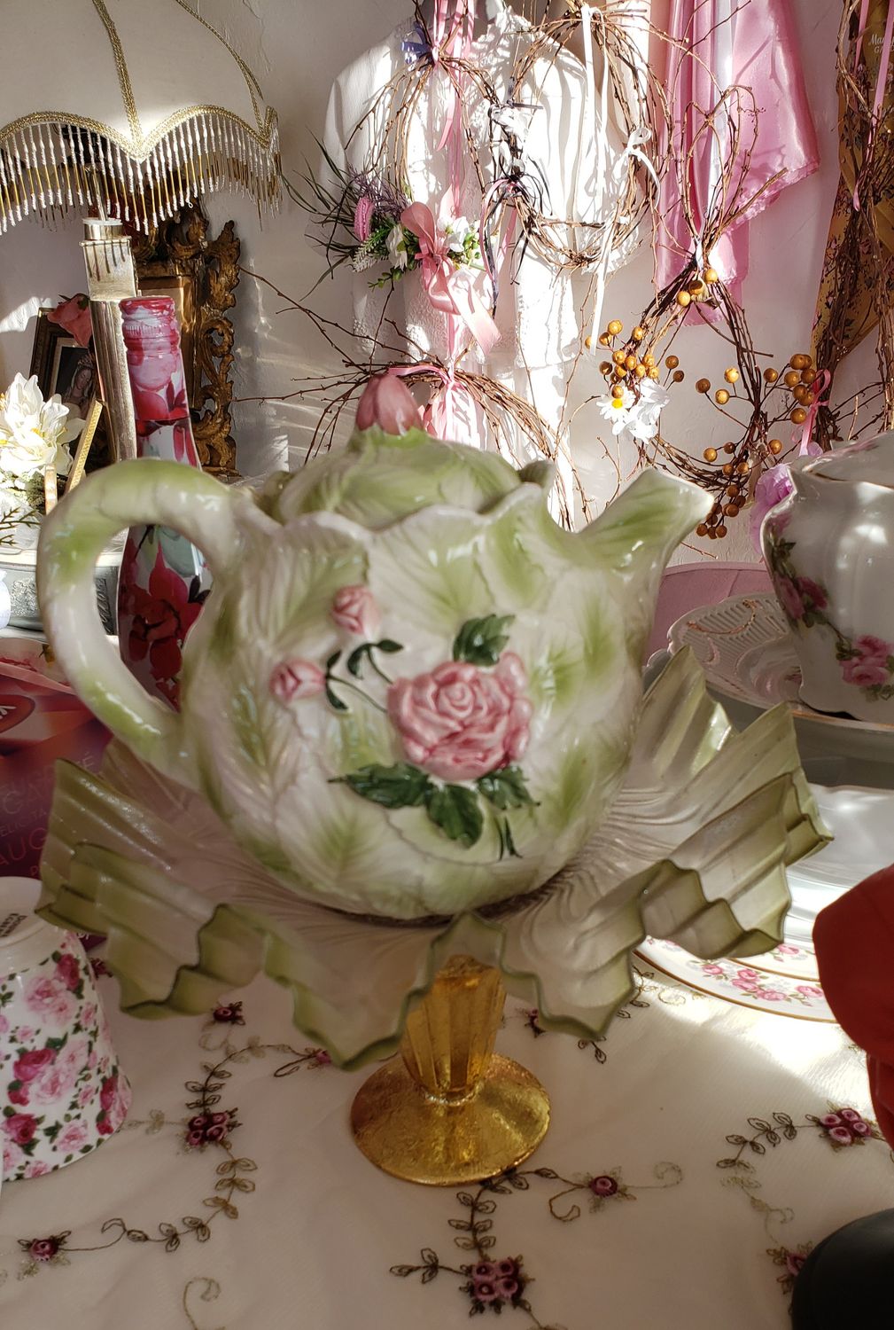 Duo fleuri sur pied – vue 2 – création faite main, Fleur et Chuchotement