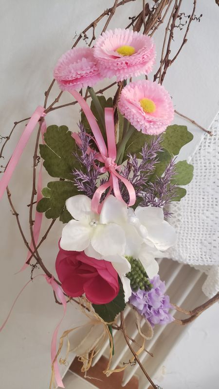 Bouclette de liane en couronne – création faite main, Fleur et Chuchotement