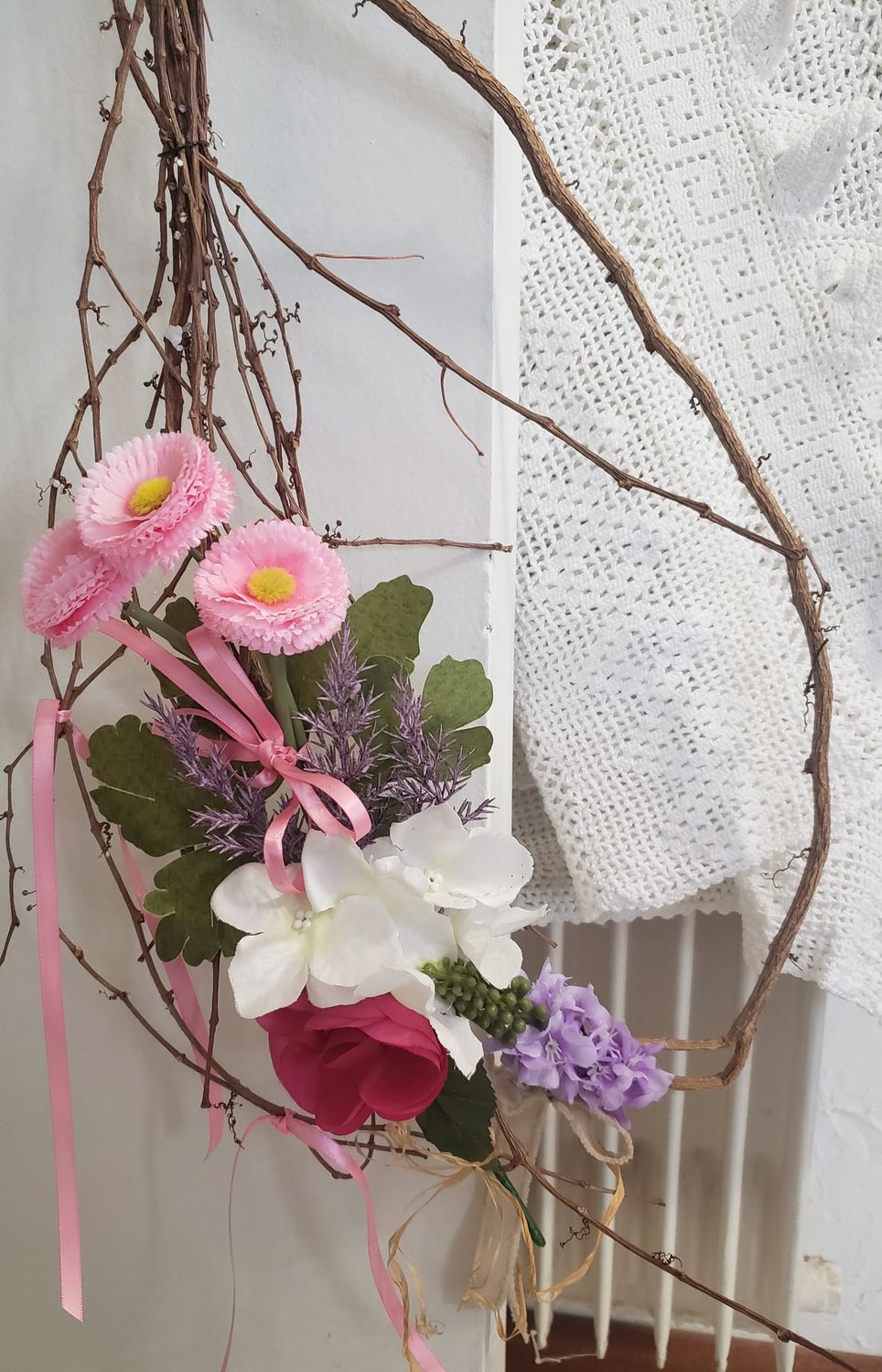 Bouclette de liane en couronne – vue 2 – création faite main, Fleur et Chuchotement