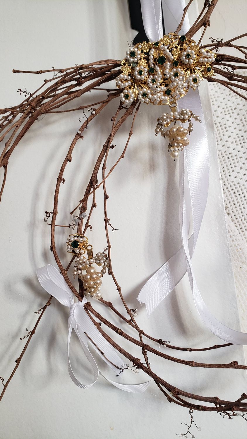Couronne esprit joyau – vue 3 – création faite main, Fleur et Chuchotement