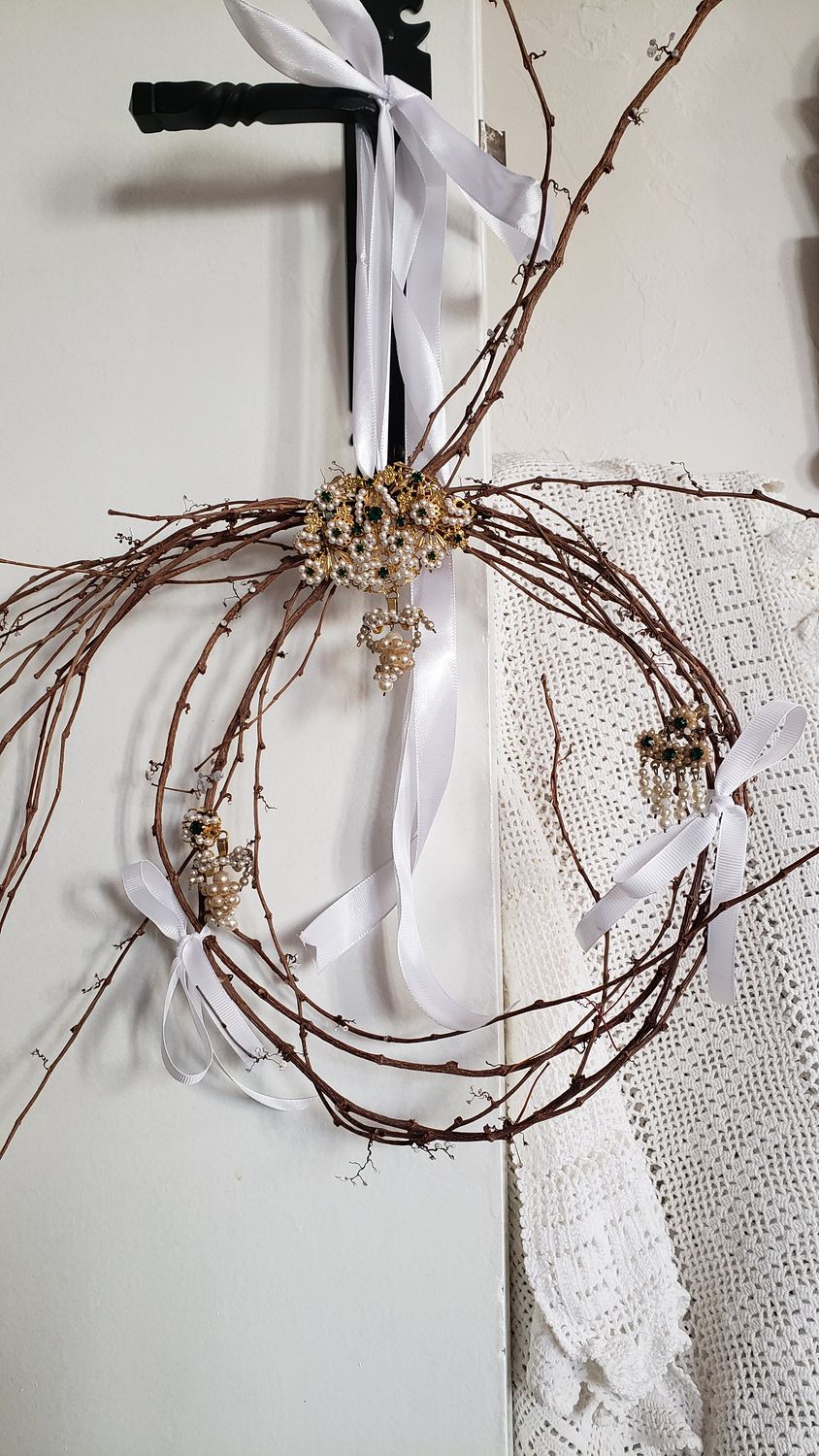 Couronne esprit joyau – vue 2 – création faite main, Fleur et Chuchotement
