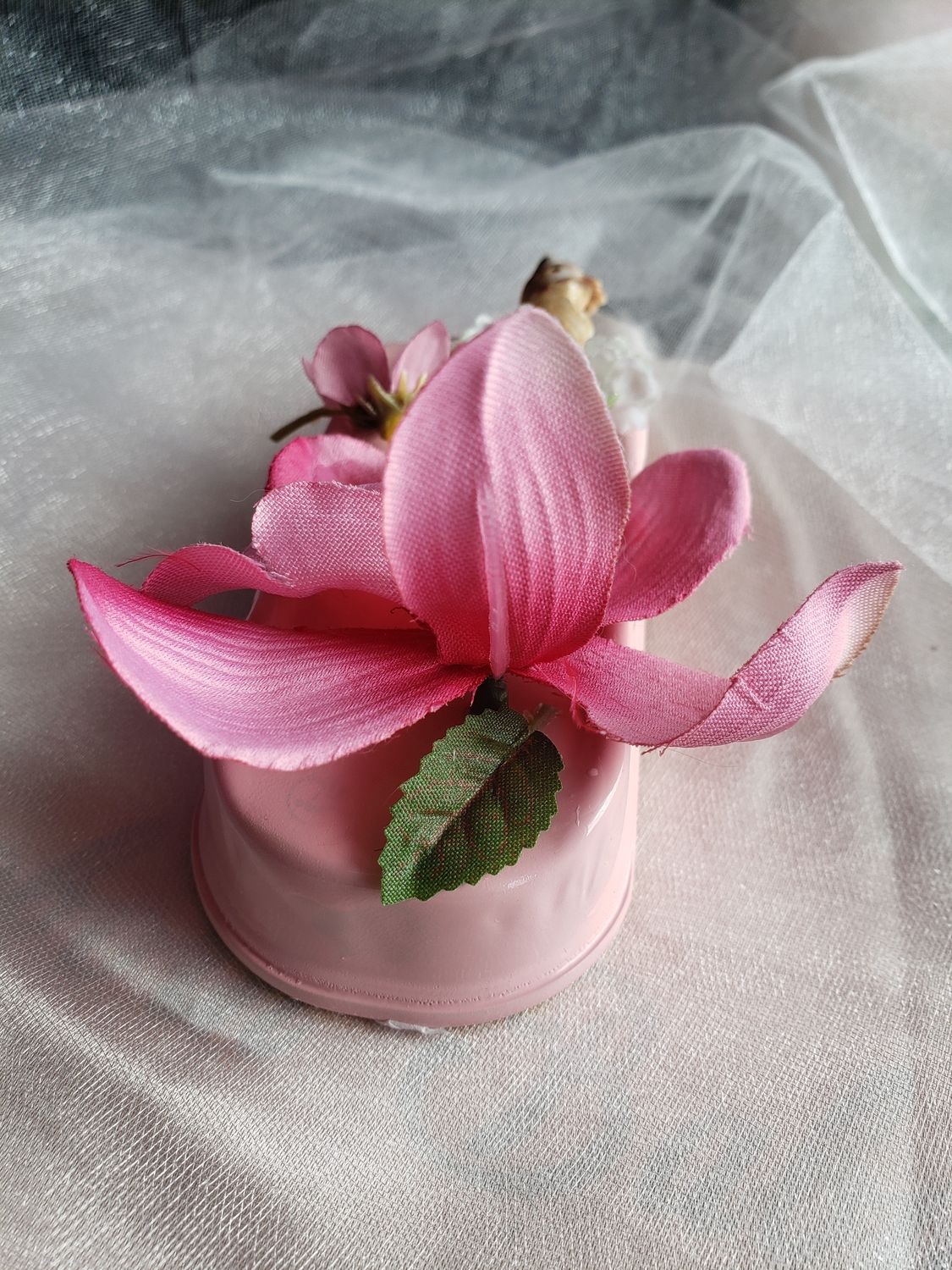 Boîte mignonne miniature – vue 3 – création faite main, Fleur et Chuchotement