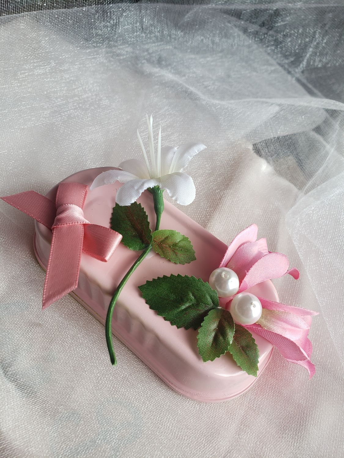 Boîte à bonheur rose miniature – vue 3 – création faite main, Fleur et Chuchotement