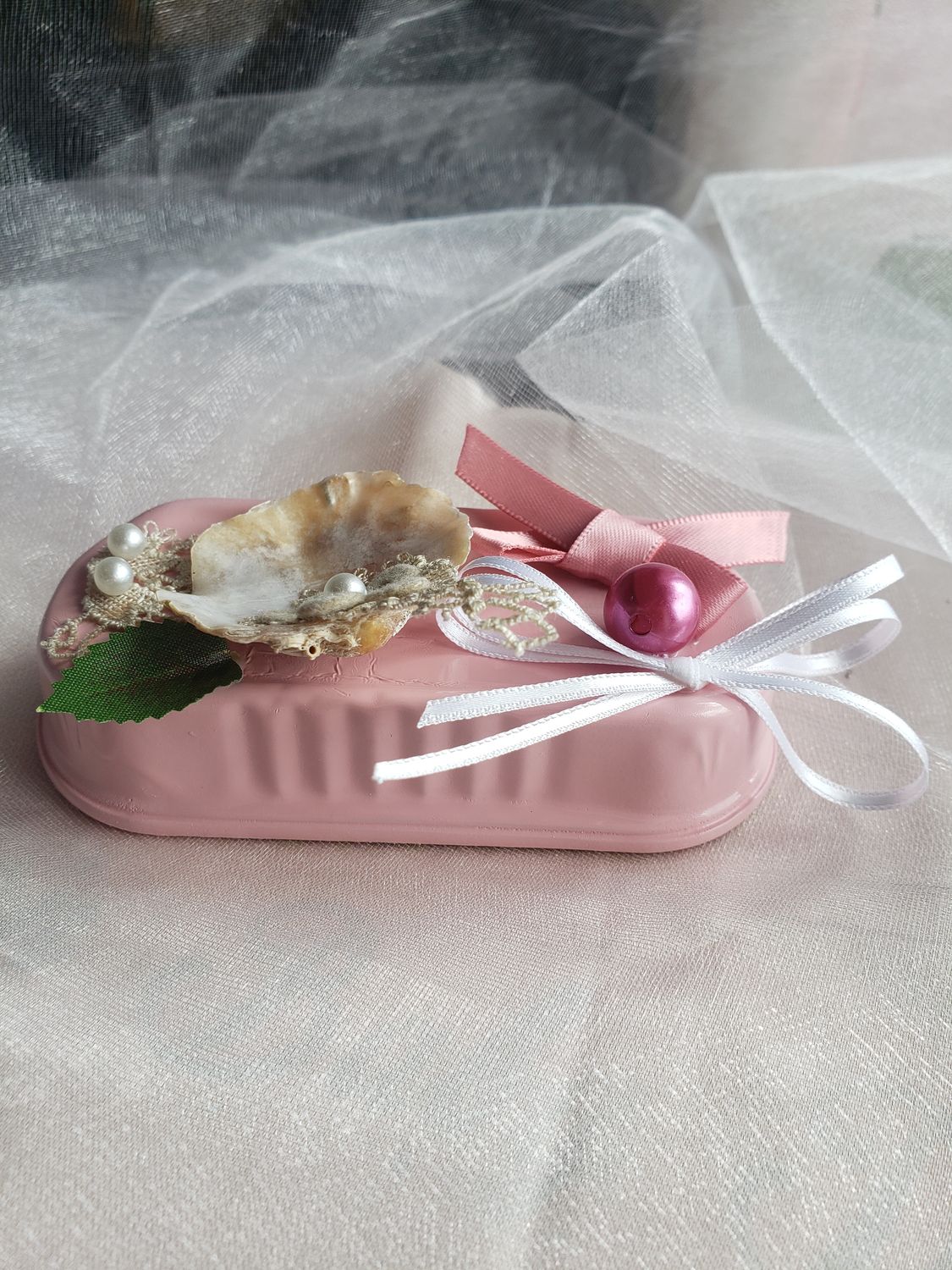 Boîte mignonne miniature – vue 3 – création faite main, Fleur et Chuchotement