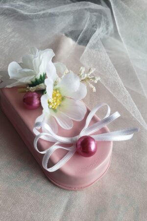 Boîte mignonne miniature – création faite main, Fleur et Chuchotement