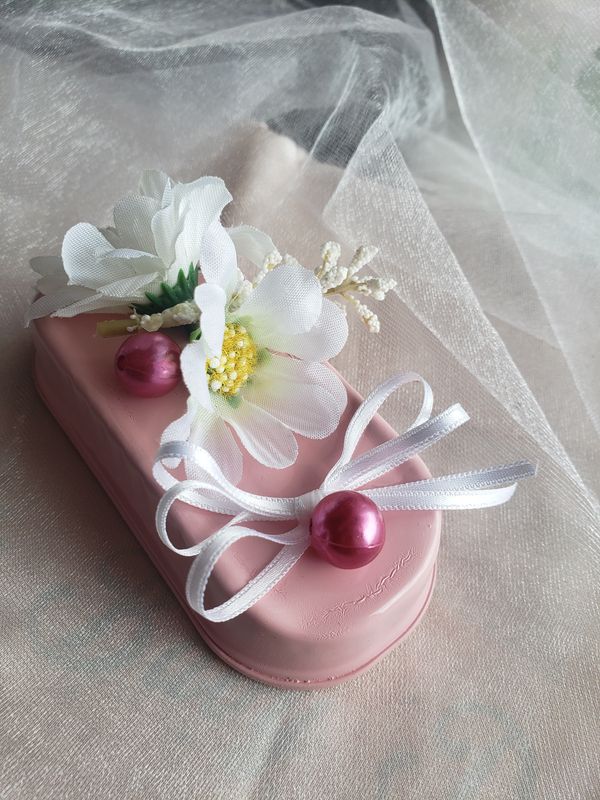 Boîte mignonne miniature – création faite main, Fleur et Chuchotement