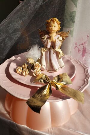 Ange rose en priere – création faite main, Fleur et Chuchotement