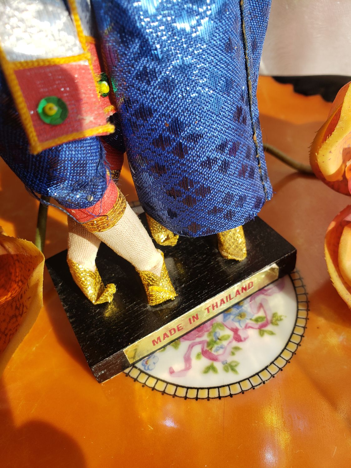Danse à 2 à bali – vue 3 – création faite main, Fleur et Chuchotement