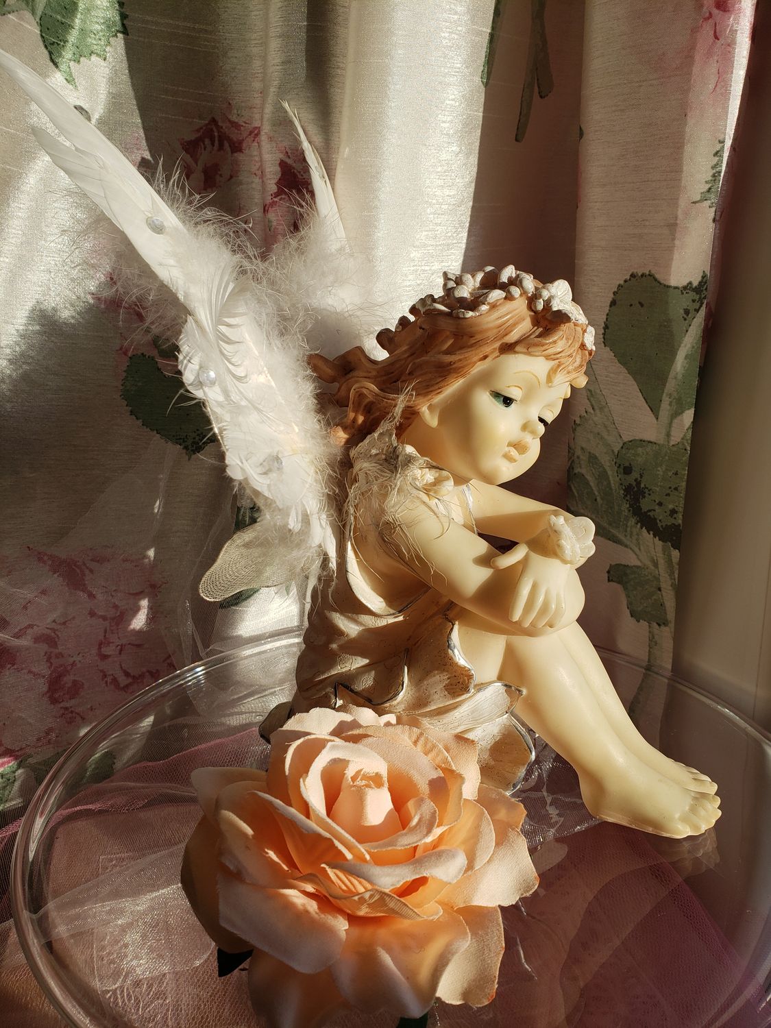 Angelot et fleur – vue 4 – création faite main, Fleur et Chuchotement